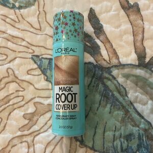 L'Oreal Magic Root Cover Up - Light to Medium Blonde
